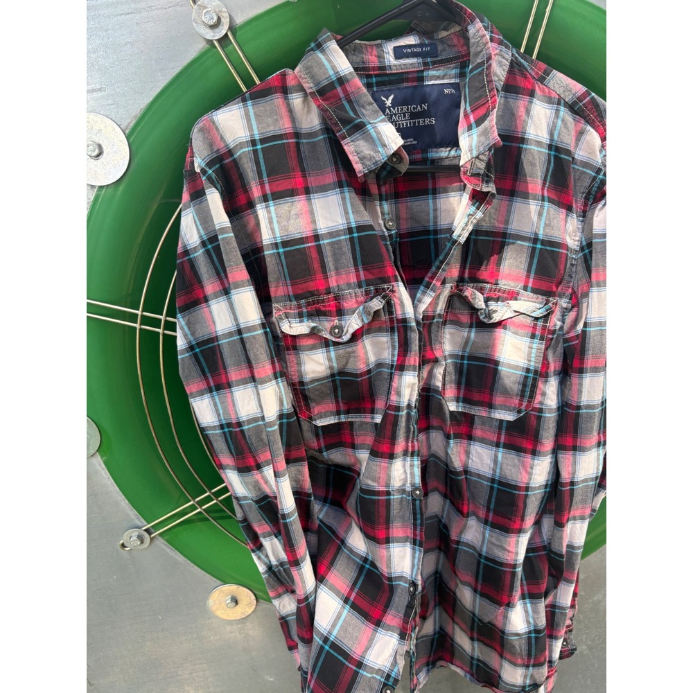 American Eagle Outfitters Mens Vintage Fit Plaid Flannel Button Down Shirt XL